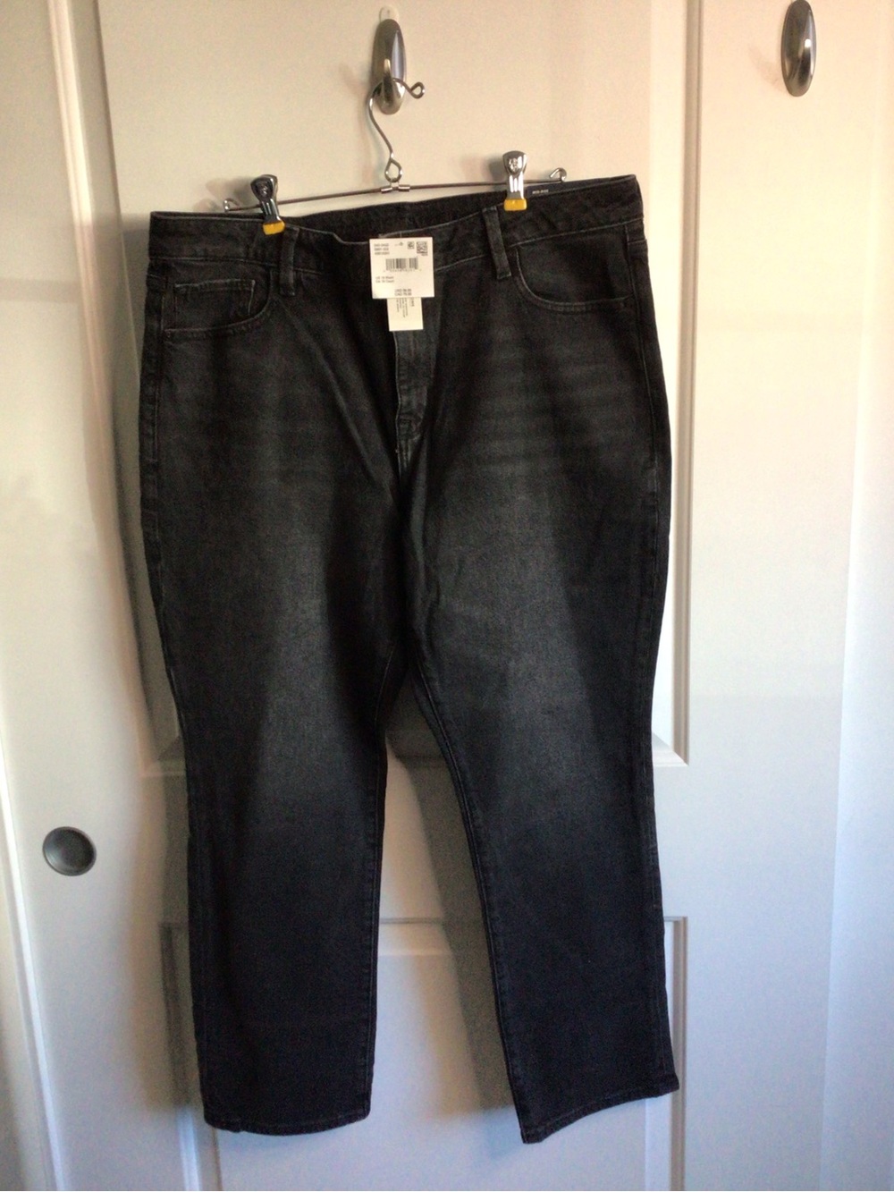 American Eagle Outfitters Men’s Black Washed Slim Straight Jeans